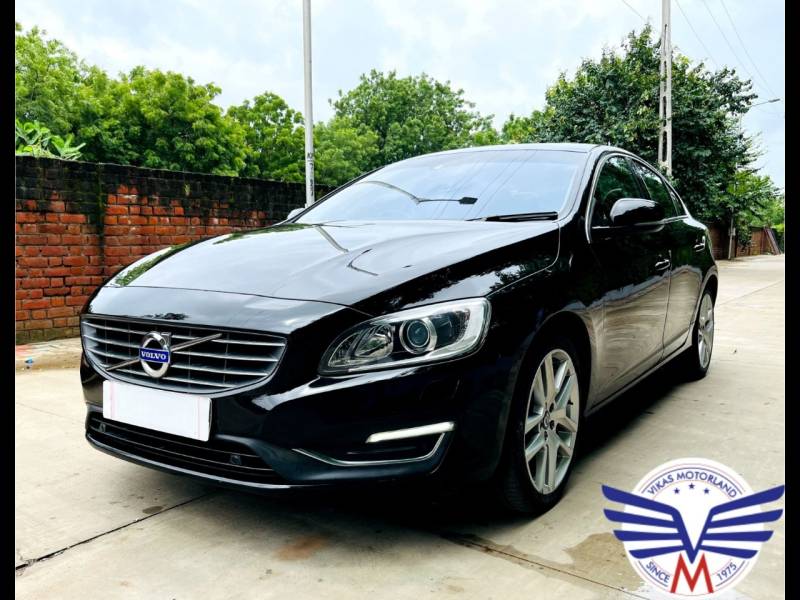 Volvo S60 D4 R