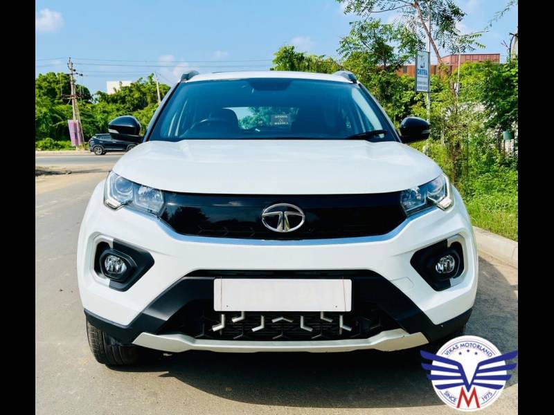 Tata Nexon XZA Plus (HS) Dark Edition