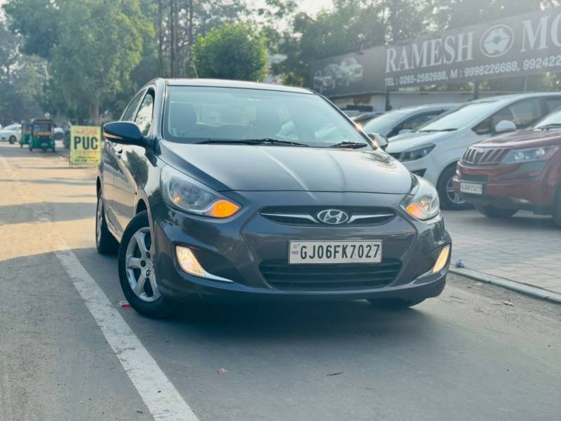 Hyundai Verna Fluidic 1.6 VTVT SX