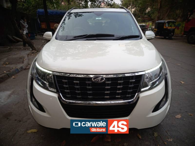 Mahindra XUV500 W11 (O) AWD