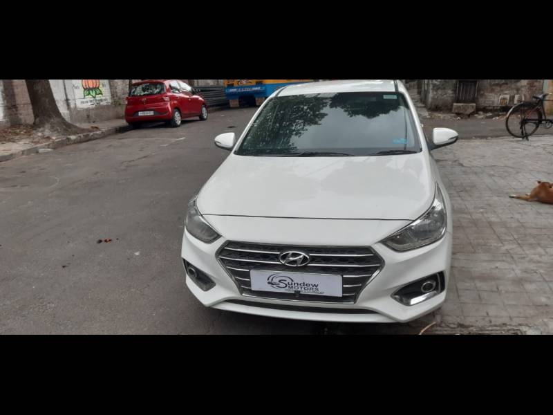 Hyundai Verna 1.4 VTVT EX