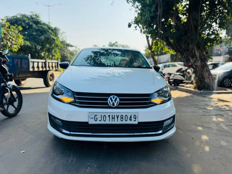 Volkswagen Vento 1.6L AT Highline Diesel