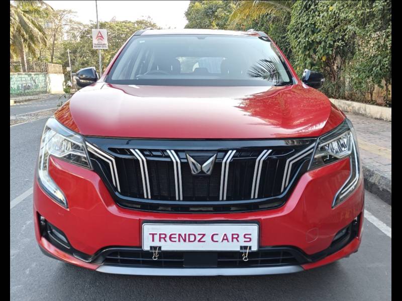 Mahindra XUV700 AX 5 Petrol MT 5 STR