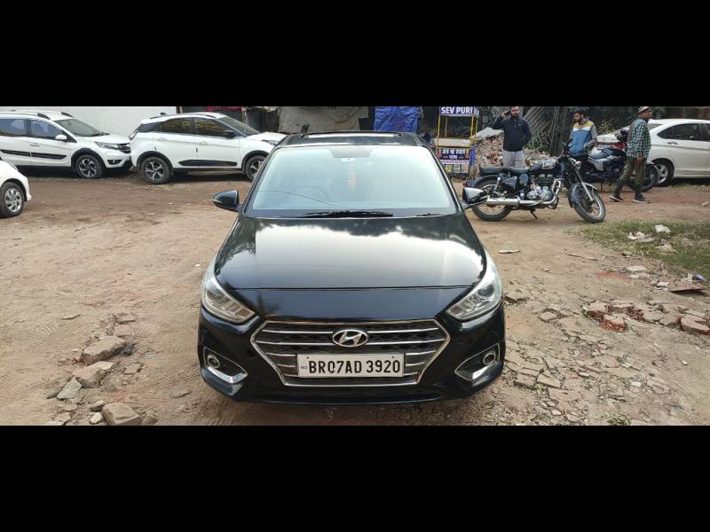 Hyundai Verna SX 1.6 CRDi