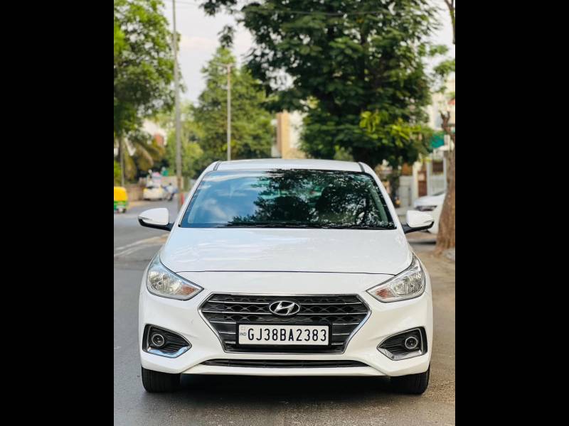 Hyundai Verna SX 1.6 CRDi