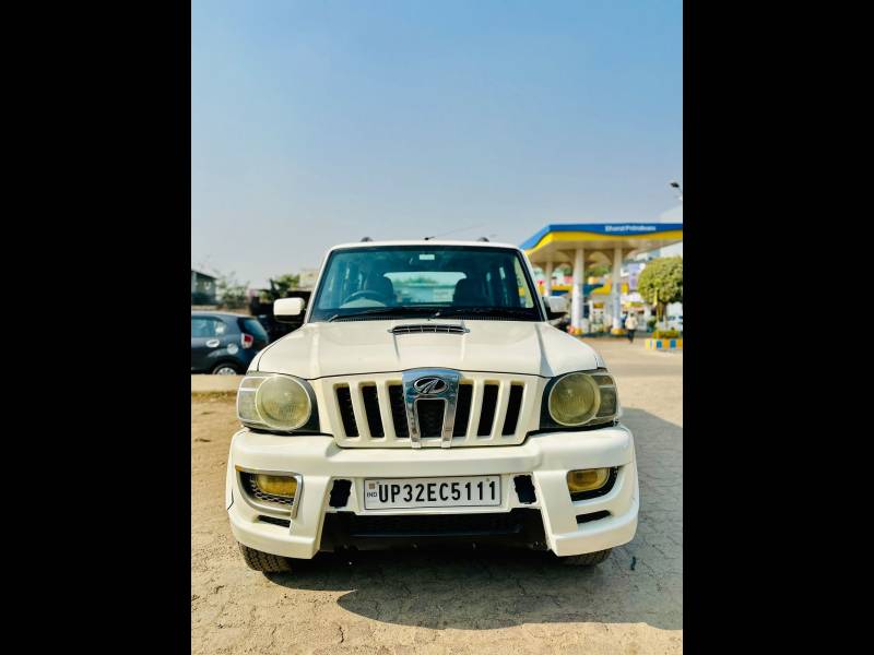 Mahindra Scorpio SLE BS III