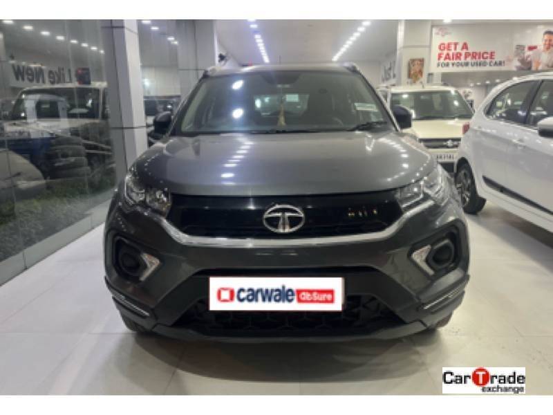 Tata Nexon XM (S) Diesel