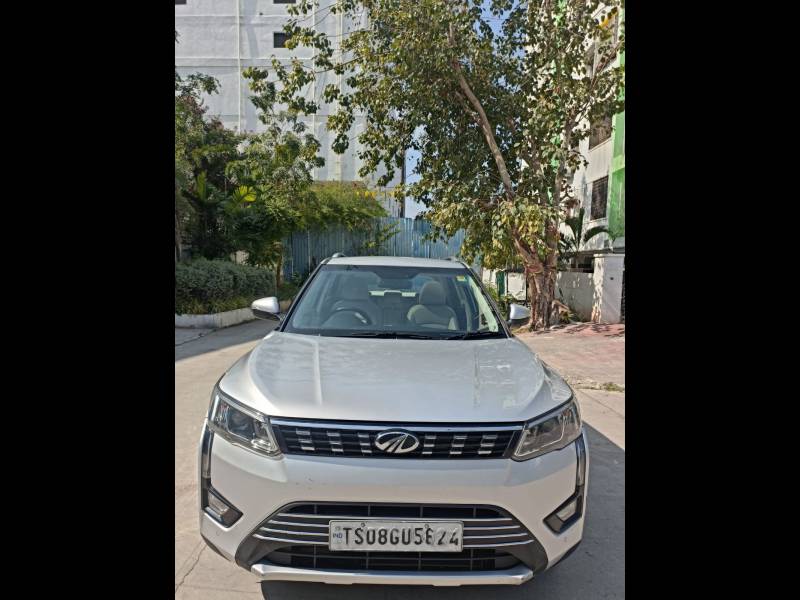 Mahindra XUV 300 W8 (O) 1.5 Diesel