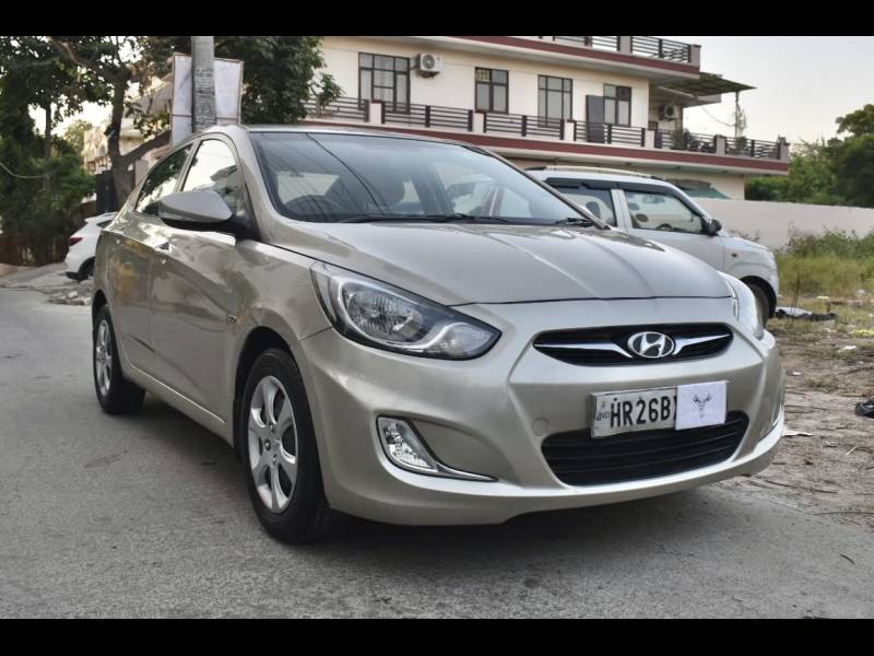 Hyundai Verna 1.6 VTVT EX AT