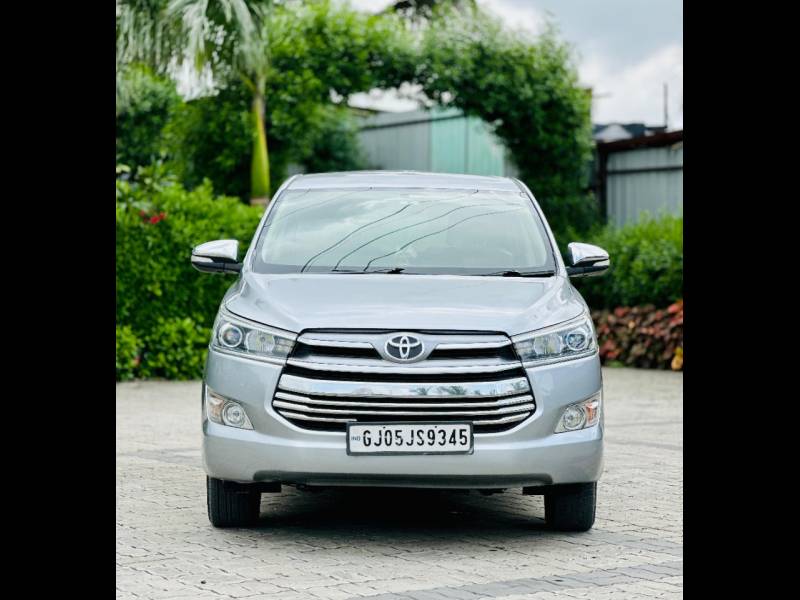 Toyota Innova Crysta 2.8 ZX AT 7 STR