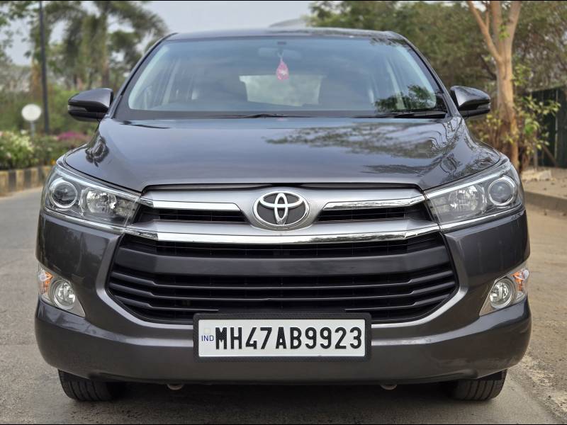 Toyota Innova Crysta 2.4 VX 7 STR