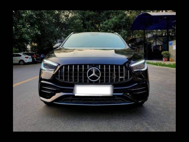 Mercedes Benz AMG GLA35 4MATIC