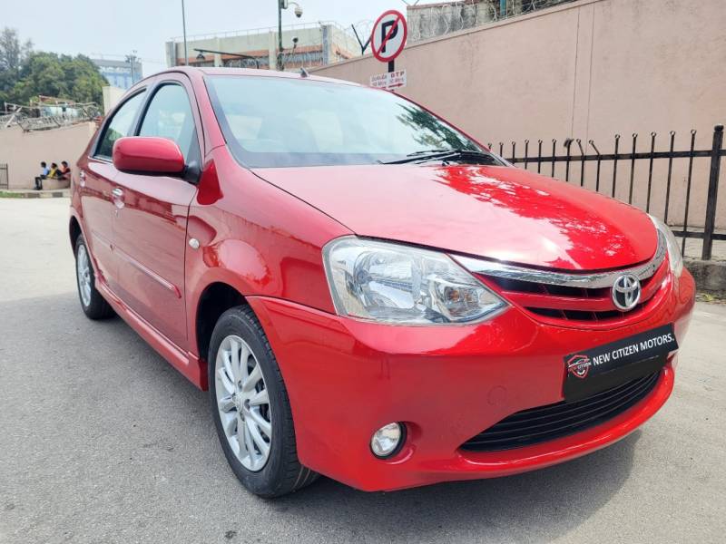 Toyota Etios V