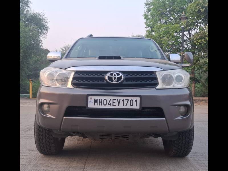 Toyota Fortuner 3.0 (Limited Edition)
