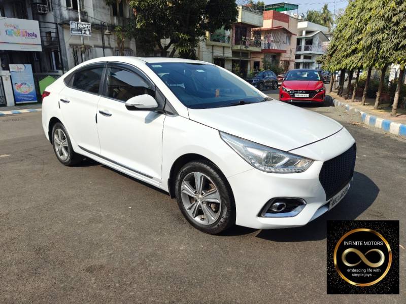 Hyundai Verna Fluidic 1.6 VTVT SX Opt