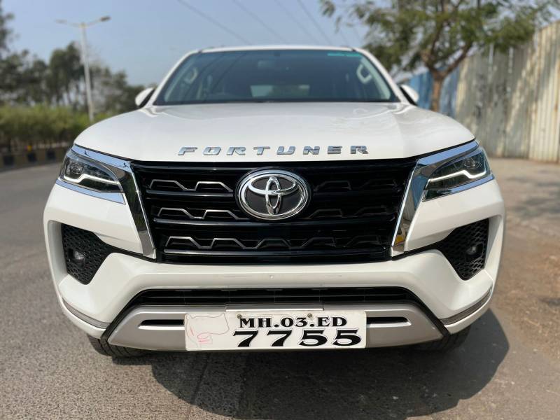 Toyota Fortuner 4X2 AT 2.8 Diesel