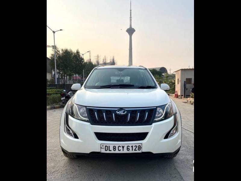 Mahindra XUV500 W10 1.99