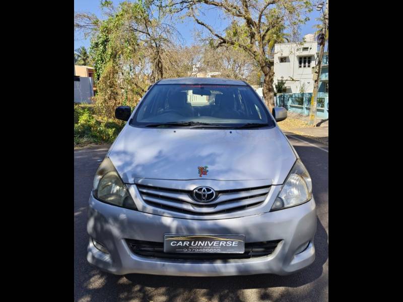 Toyota Innova 2.5 G4 7 STR