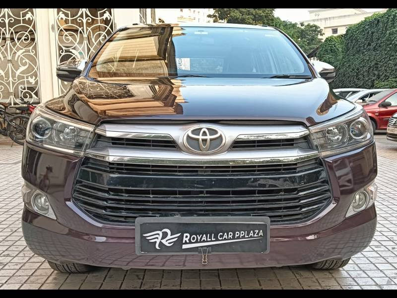 Toyota Innova Crysta 2.8 ZX AT 7 STR