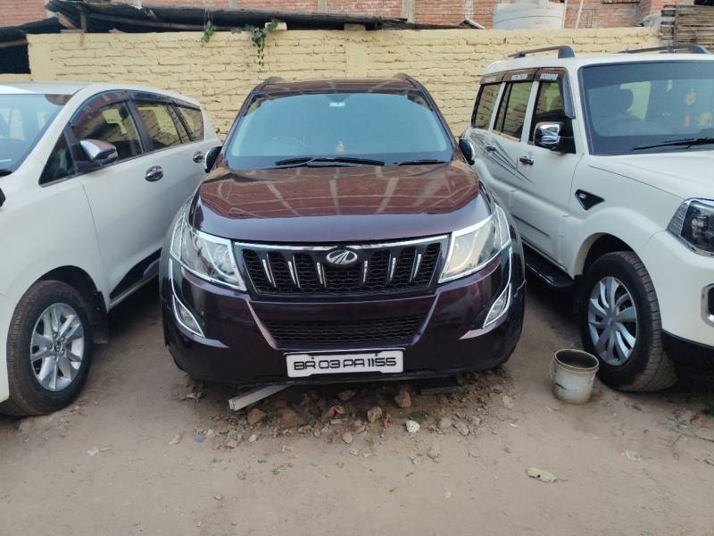Mahindra XUV500 W10 1.99