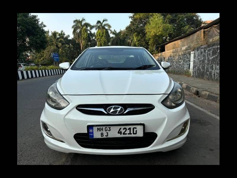 Hyundai Verna Fluidic 1.6 CRDi SX AT