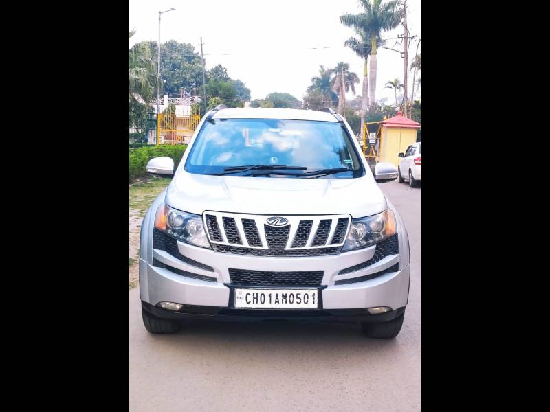 Mahindra XUV500 W8 4 X 2