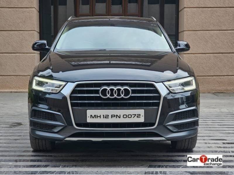 Audi Q3 35 TDI Premium + Sunroof
