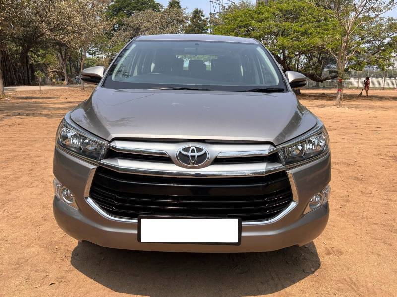 Toyota Innova Crysta 2.8 GX AT 8 STR