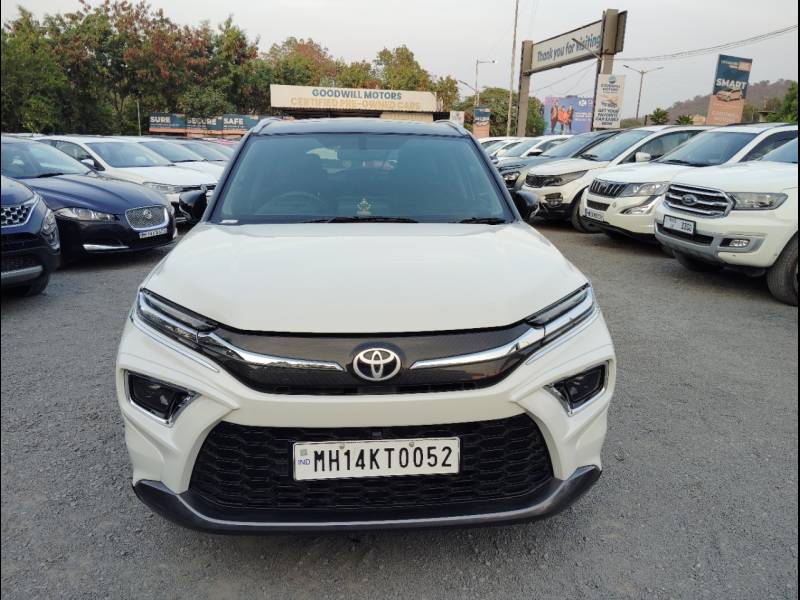 Toyota Urban Cruiser Hyryder V Hybrid