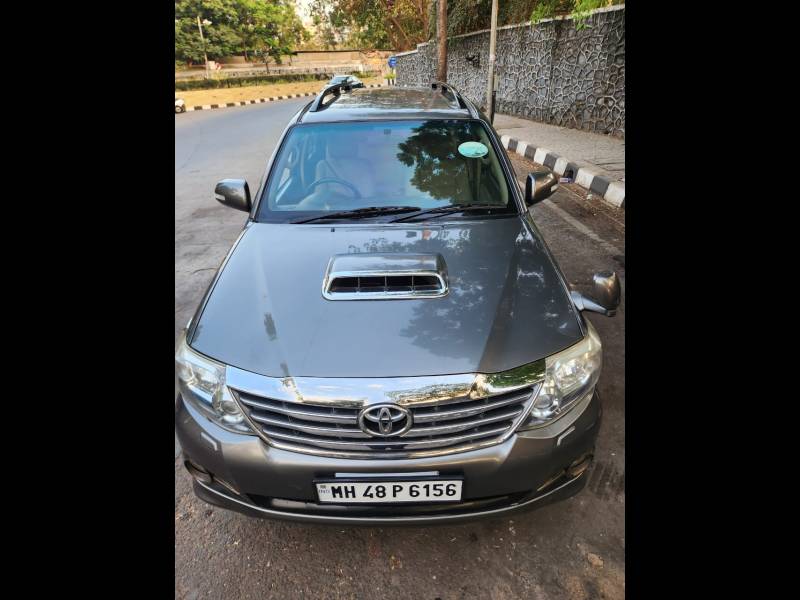 Toyota Fortuner 3.0 4X2 MT