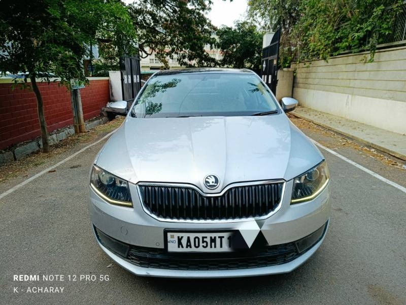 Skoda Octavia 2.0 TDI CR Style Plus AT
