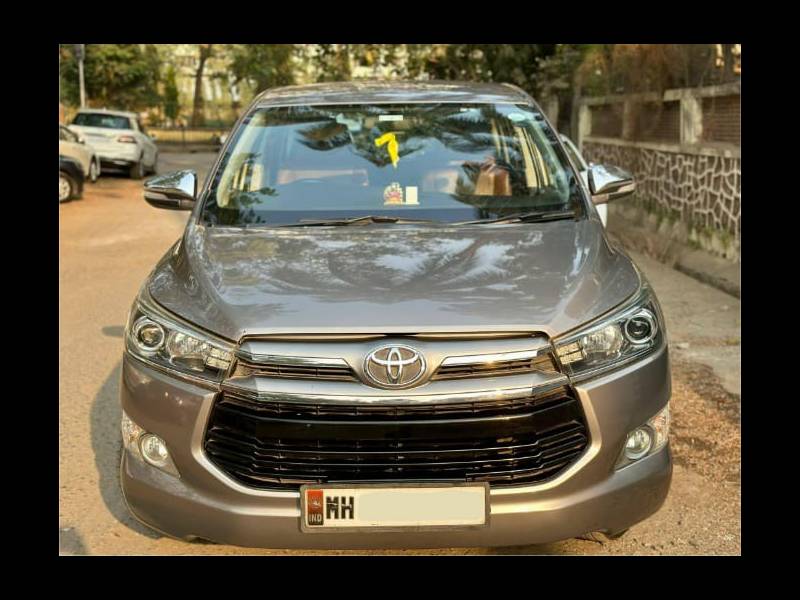 Toyota Innova Crysta 2.8 ZX AT 7 STR