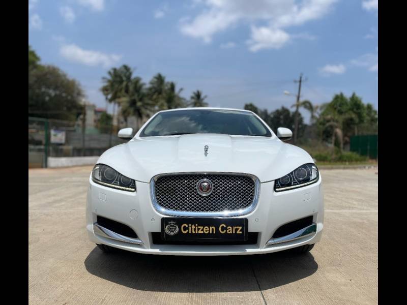 Jaguar XF Petrol 2.0