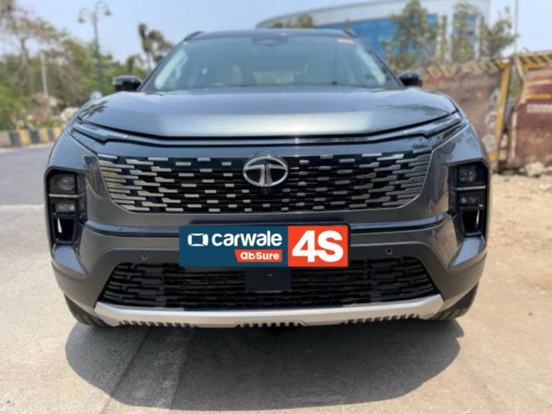 Tata Safari Accomplished Plus Dual Tone AT