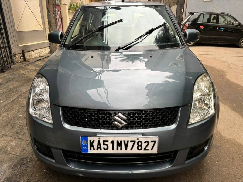 Maruti Suzuki Swift VXi