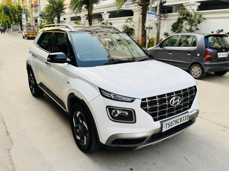 Hyundai Venue SX Plus 1.0 AT Petrol