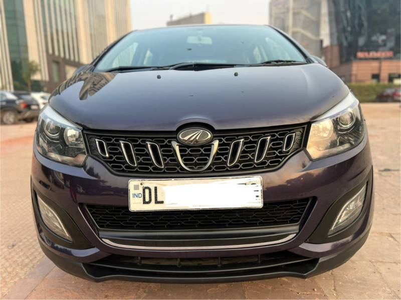 Mahindra Marazzo M6 8 STR