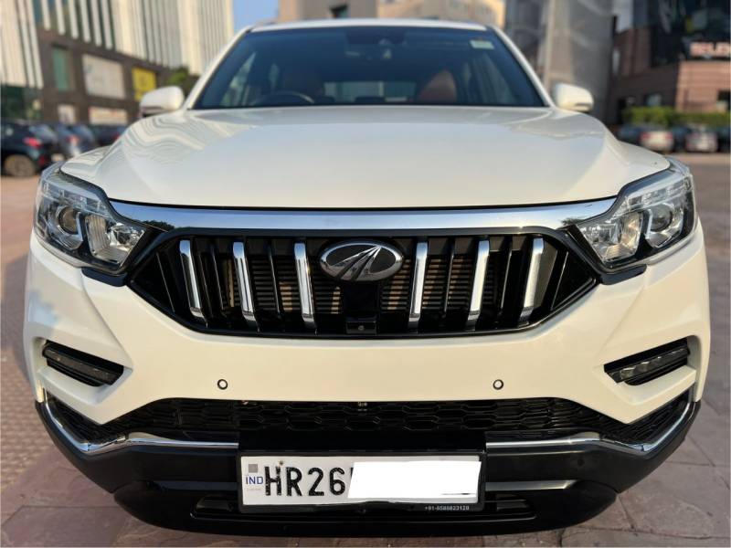 Mahindra Alturas G4 4WD AT