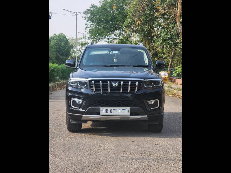 Mahindra Scorpio S MT 7STR