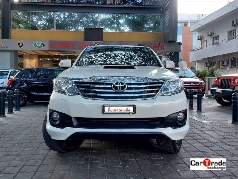 Toyota Fortuner 3.0 4X2 MT