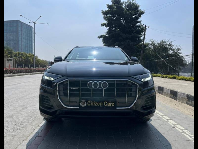 Audi Q8 55 TFSI quattro