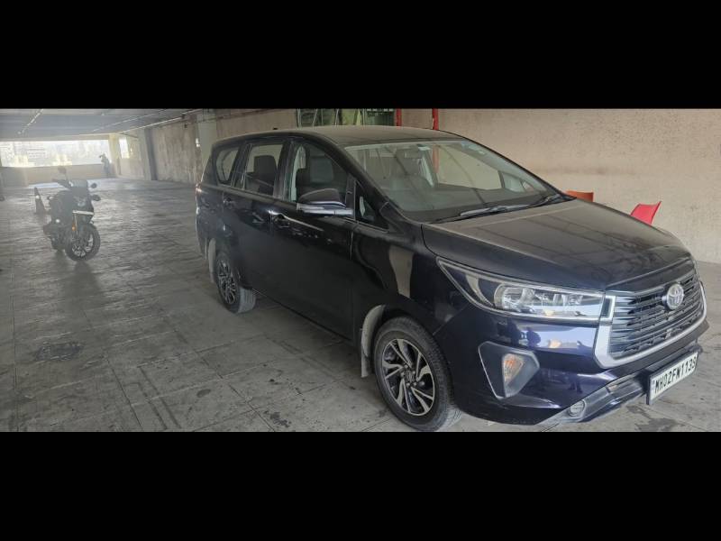 Toyota Innova Crysta 2.7 GX 7 STR