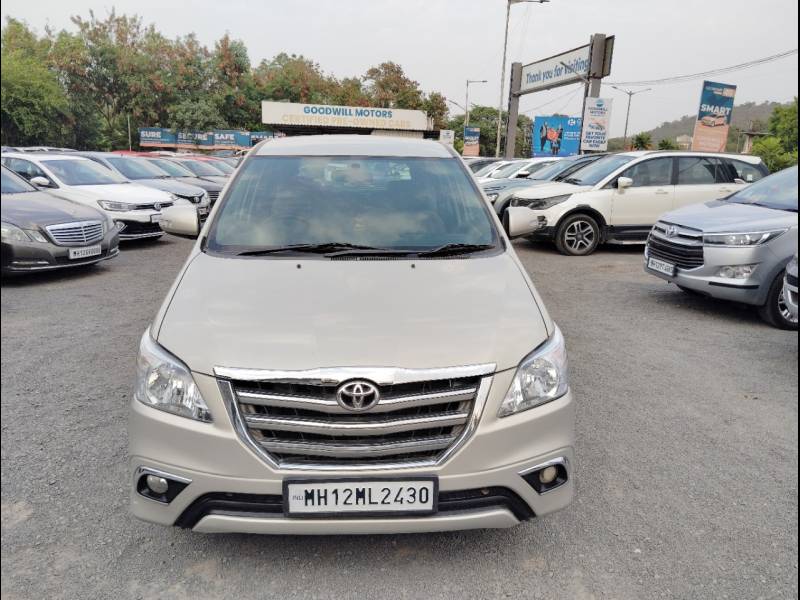 Toyota Innova 2.5 VX (Diesel) 8 STR Euro4