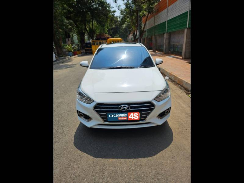 Hyundai Verna Fluidic 1.6 VTVT SX Opt