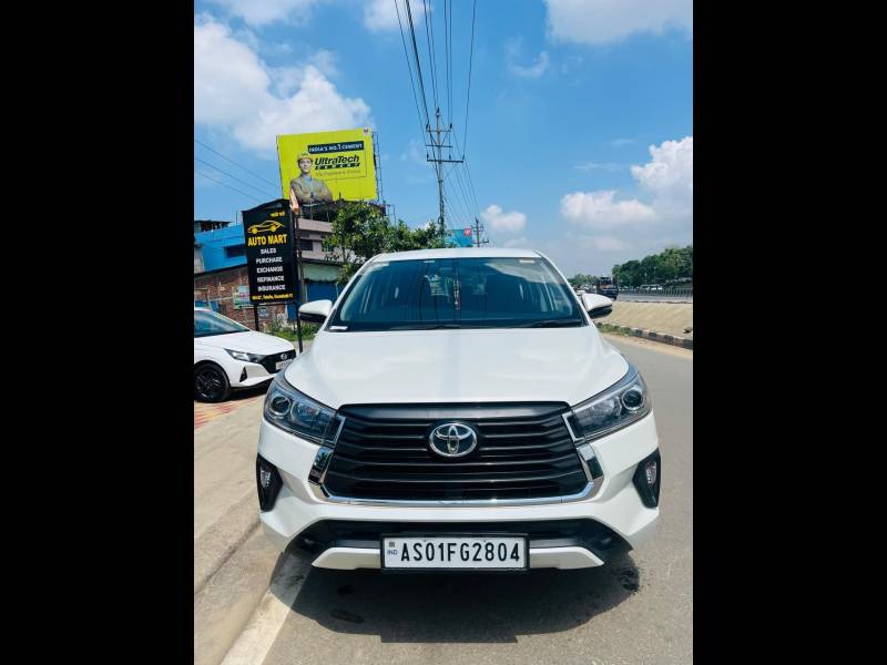Toyota Innova Crysta 2.4 VX 8 STR