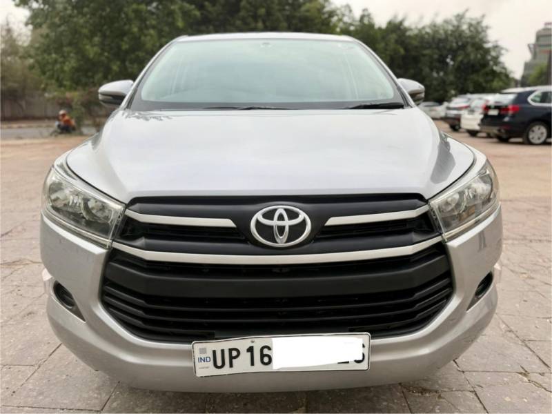 Toyota Innova Crysta 2.4 G Plus 7 STR
