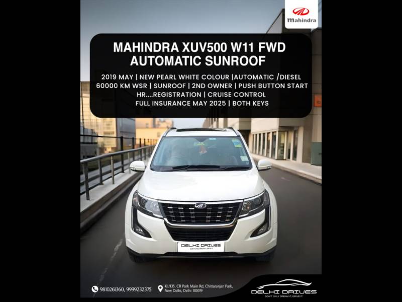 Mahindra XUV500 W11