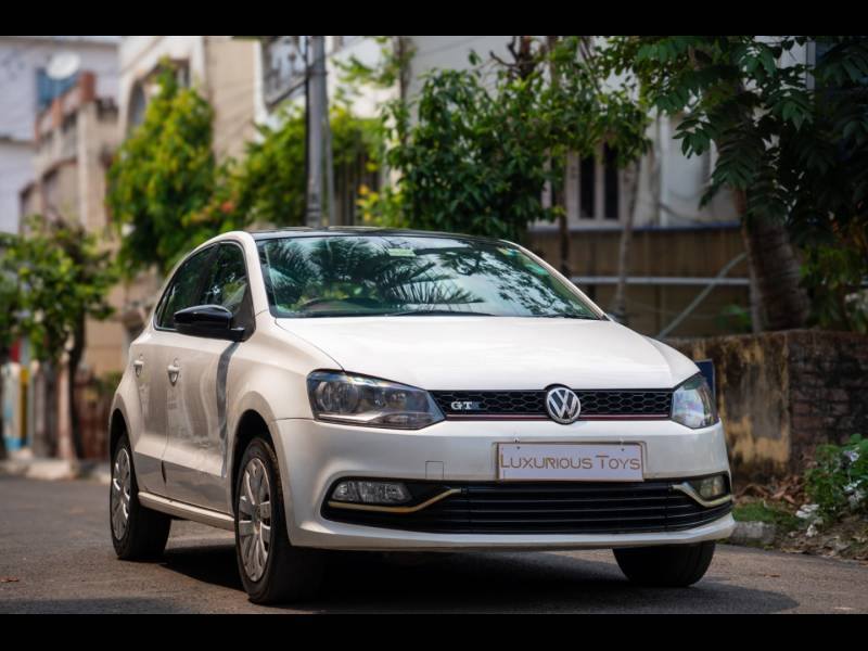 Volkswagen Polo Comfortline 1.2L (P)