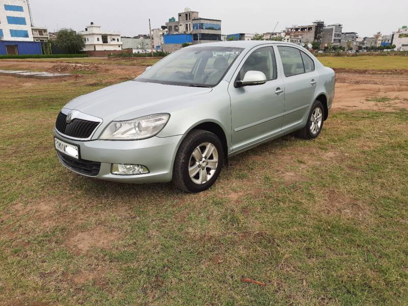 Skoda Laura Ambiente 1.9 TDI AT