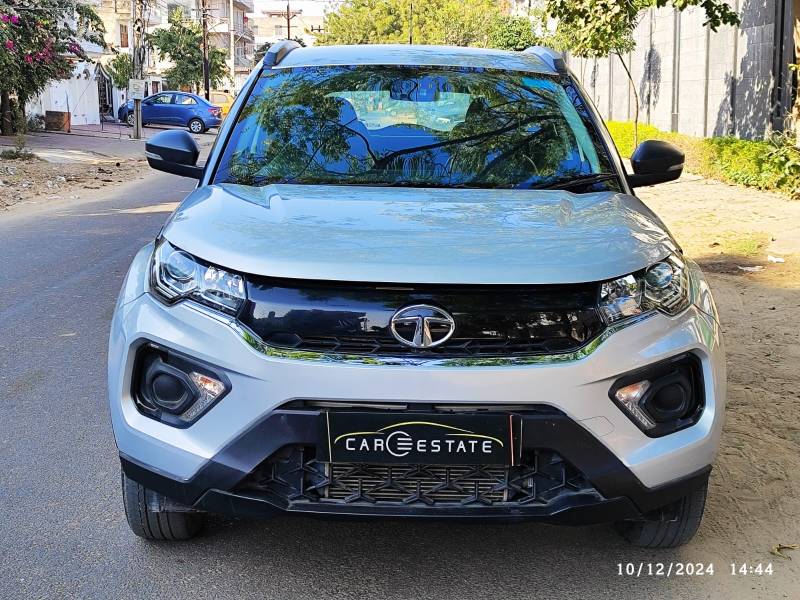Tata Nexon XMA (S)
